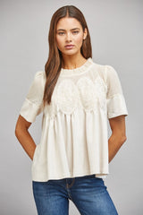 Wynnie top in ivory
