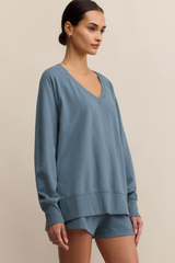 Modern V Neck Weekender in Boathouse by Z Supply