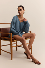 Modern V Neck Weekender in Boathouse by Z Supply