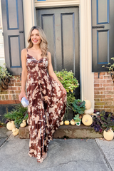 Lia pleated dress in brown