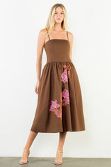 Leighton midi dress in brown