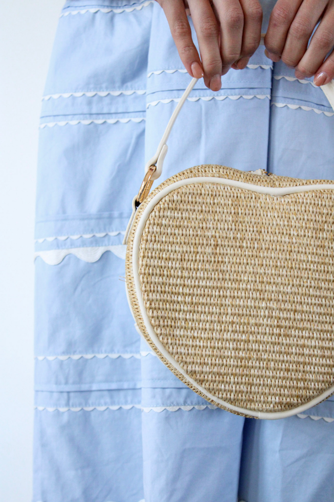 Steal My Heart Straw Bag