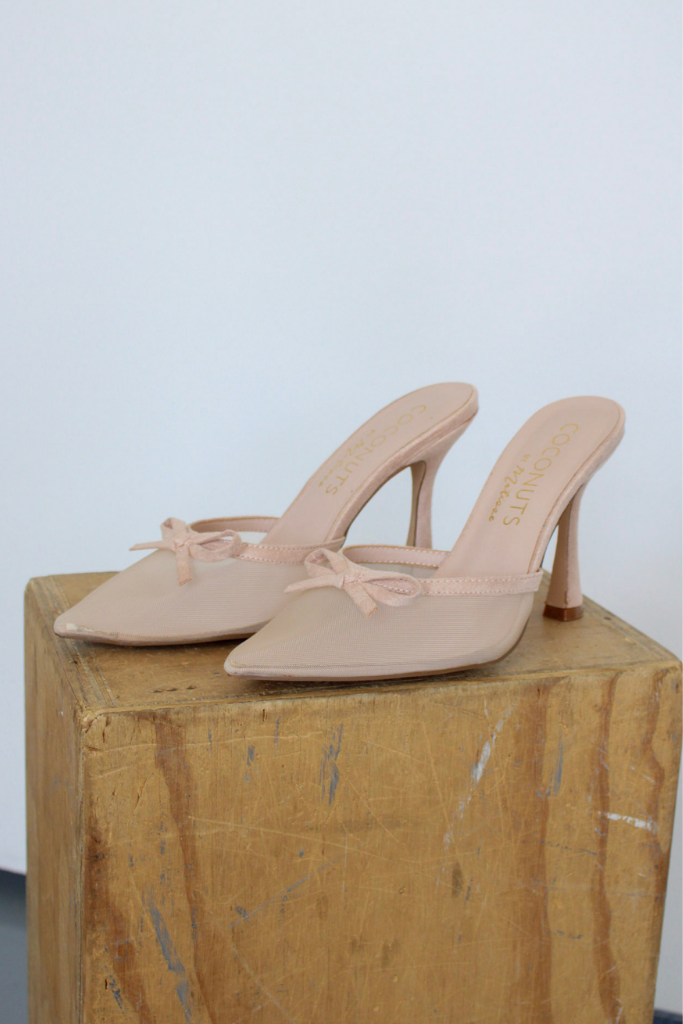 Dorothea Bow Kitten Heel