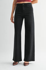 Skylar wide leg jean in black