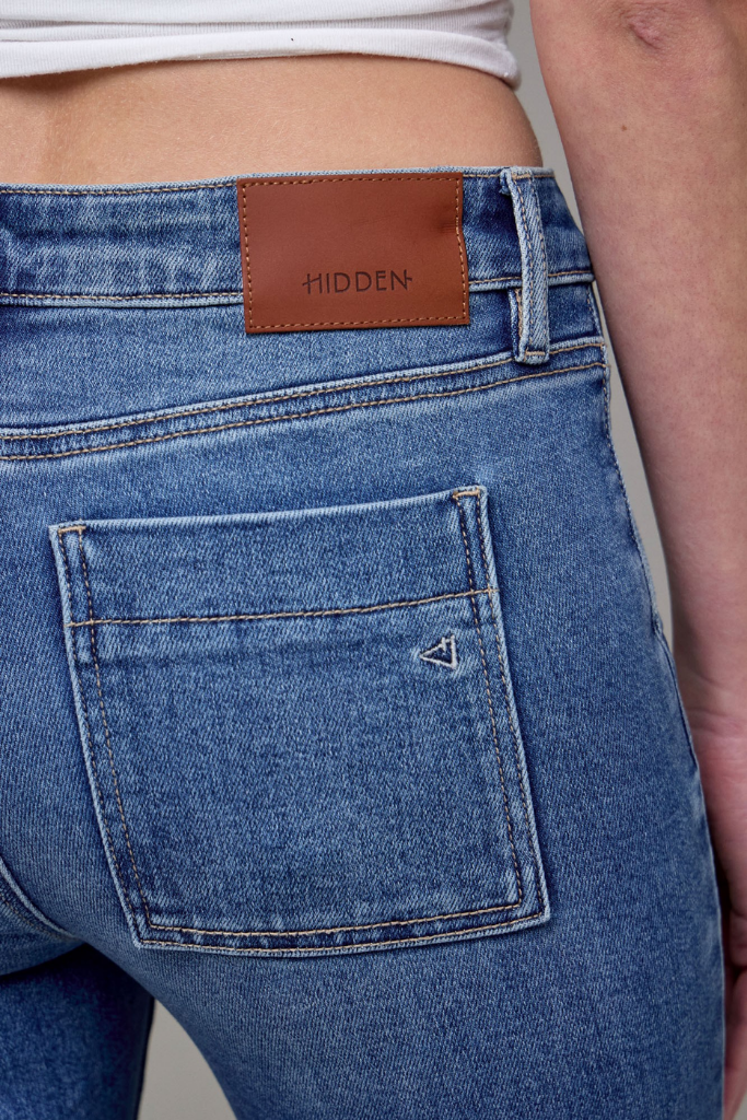 Happi Crop Flare Jean