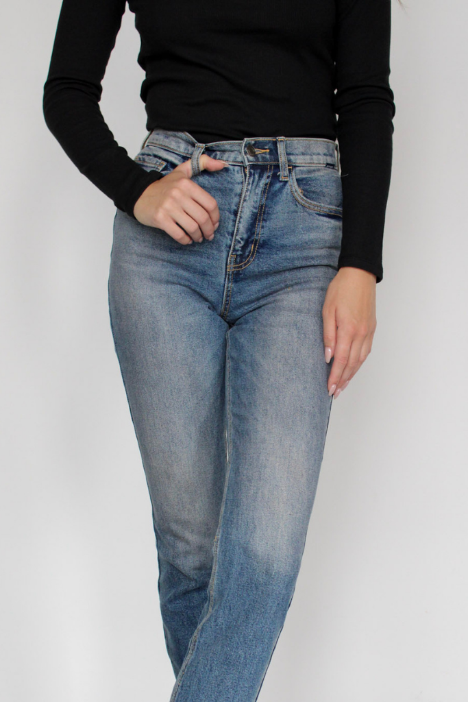 Reyna Straight Leg Jean