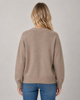 Duck family sweater in mocha