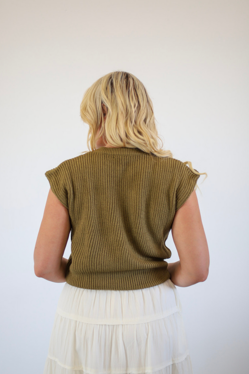 Leah Sweater Tank In Olive