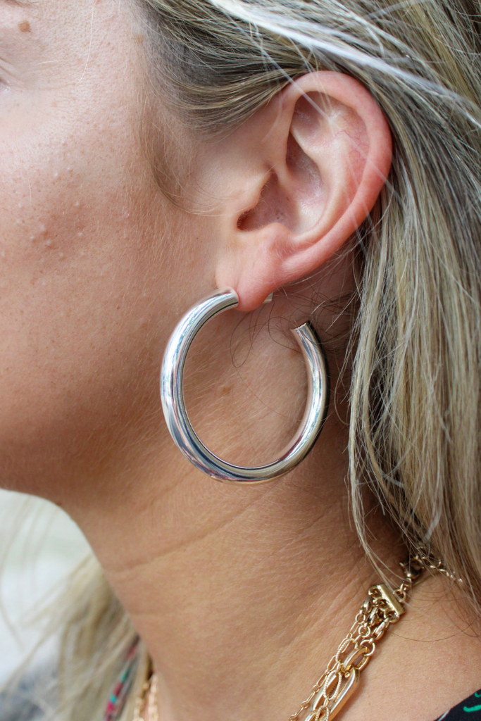 Evangeline Tube Hoop Earring in Silver