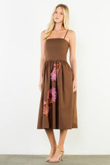 Leighton midi dress in brown