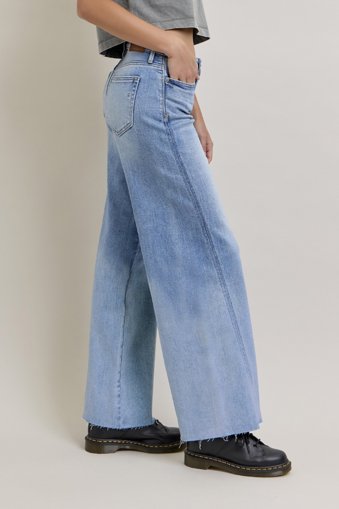 Nori Wide Leg Jean by Hidden