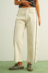 Marie barrel jean in Ecru