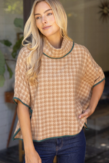 Tamsin poncho in brown
