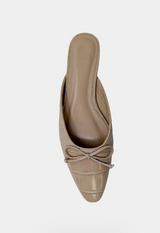 Alexandra mule in bone