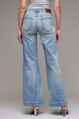 Vera jean in light wash