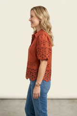 Faith eyelet top in rust