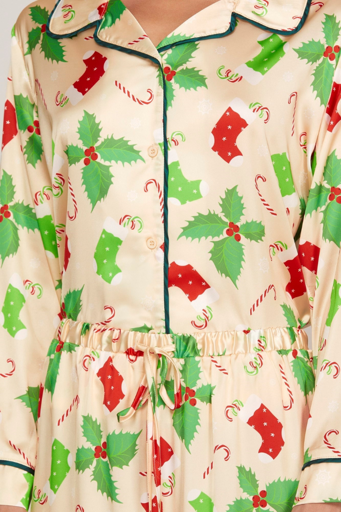 Mistletoe and Holly Pajama Bottoms